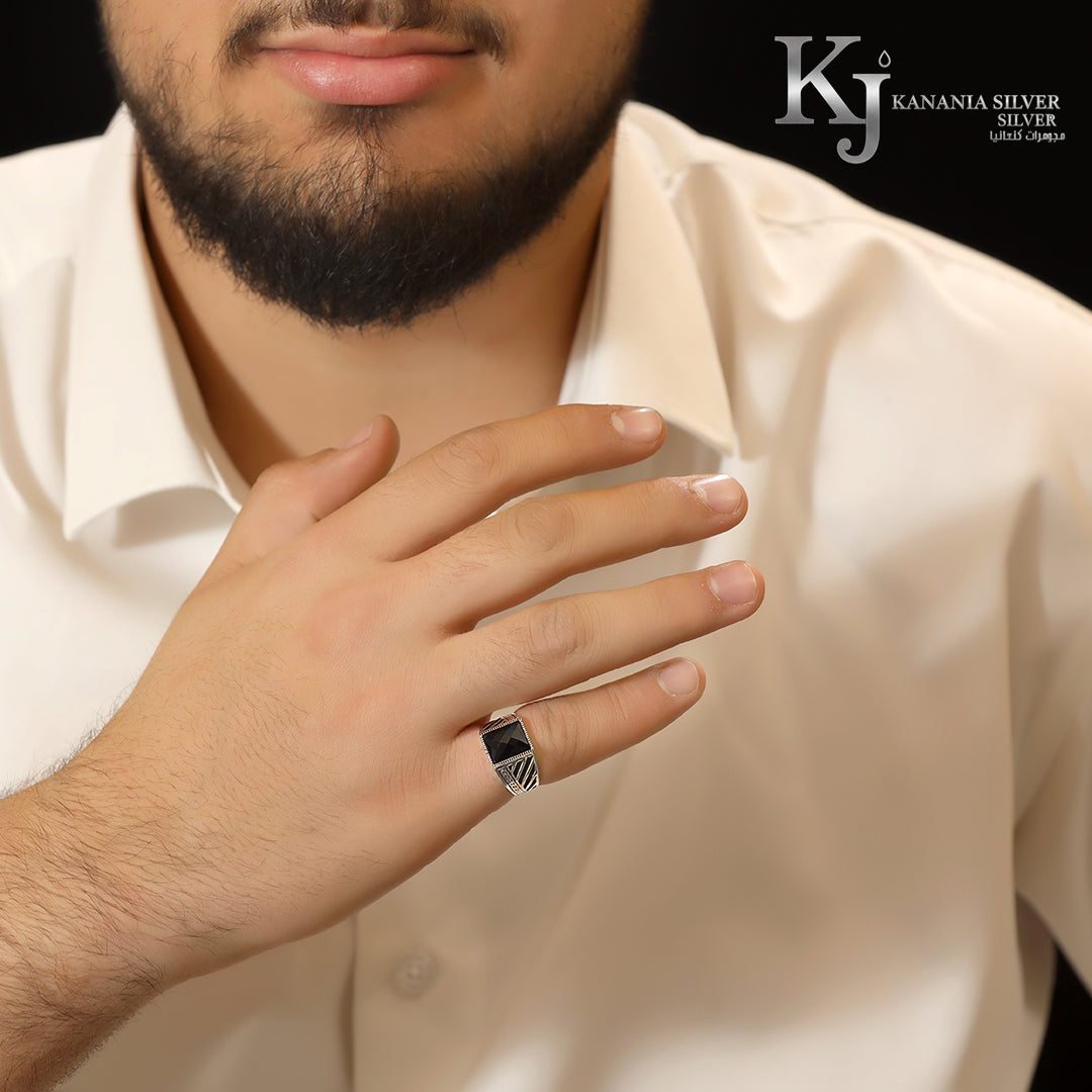 925 Sterling Silver Men’s Square Faceted Black Agate Ring – Luxury Pyramid-Cut Onyx Stone Geometric Line-Engraved Oxidized Masculine Signet Ring